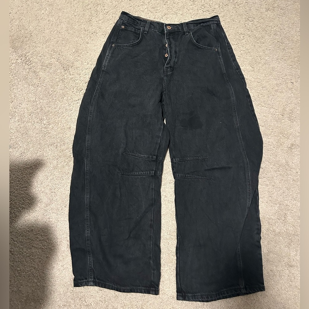 Women's Black free people barrel jeans size 30